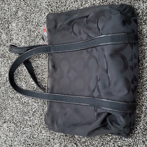 Black Classic Coach Bag - Picture 4 of 8